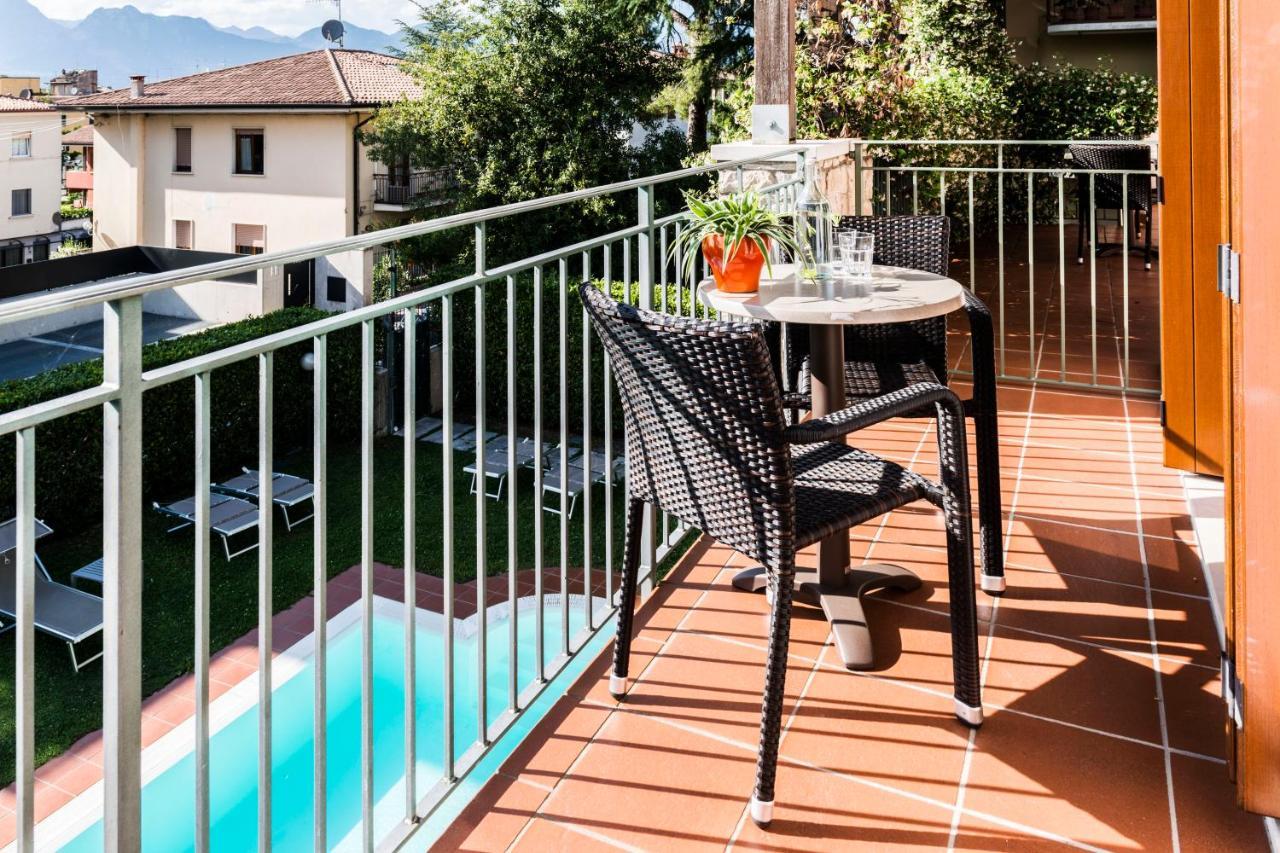 Appartamenti Meridiana Torri Del Benaco Exterior foto